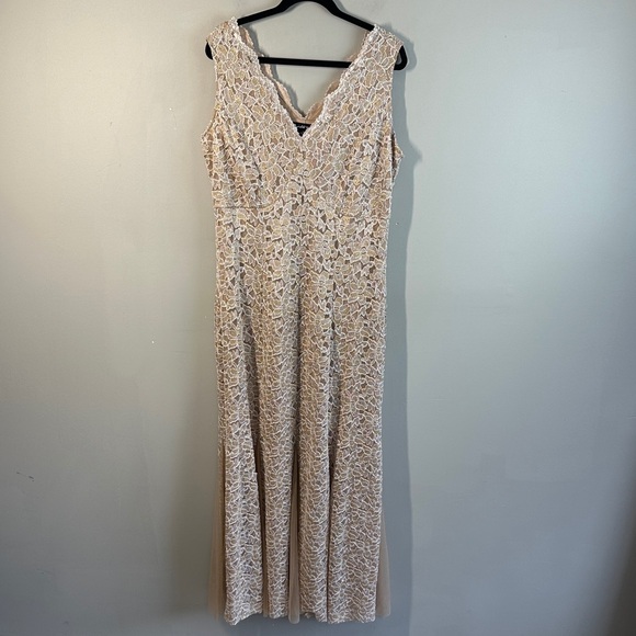 candalite Dresses & Skirts - NWT Candalite Lace Dress Size 1X Sparkle Sequin